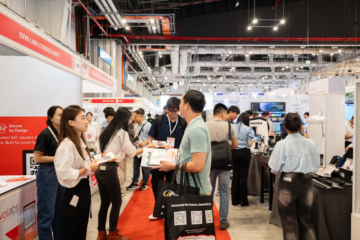 AW Vietnam 2026 quy tụ 145 doanh nghiệp với 328 gian hàng tại Vietnam Exposition Center. Ảnh: BTC