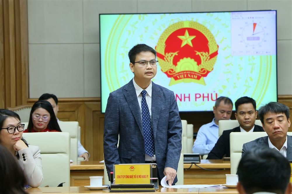 Ông Trần Đức Tùng, Phó Tổng Giám đốc Công ty Cổ phần Công nghệ Thế hệ mới Hanel PT kiến nghị các giải pháp đưa chính sách vào thực tiễn doanh nghiệp, nhà máy và dự án sản xuất.