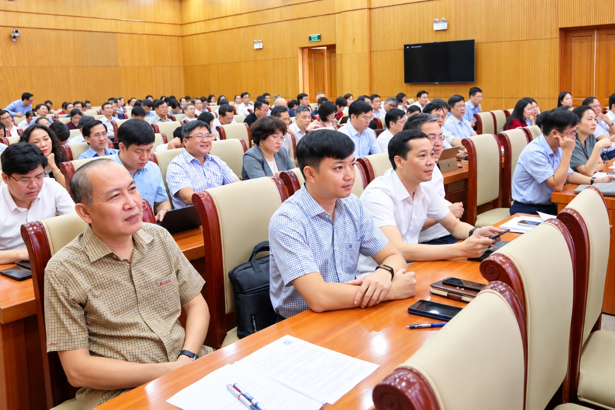 Các đại biểu tham dự Hội nghị