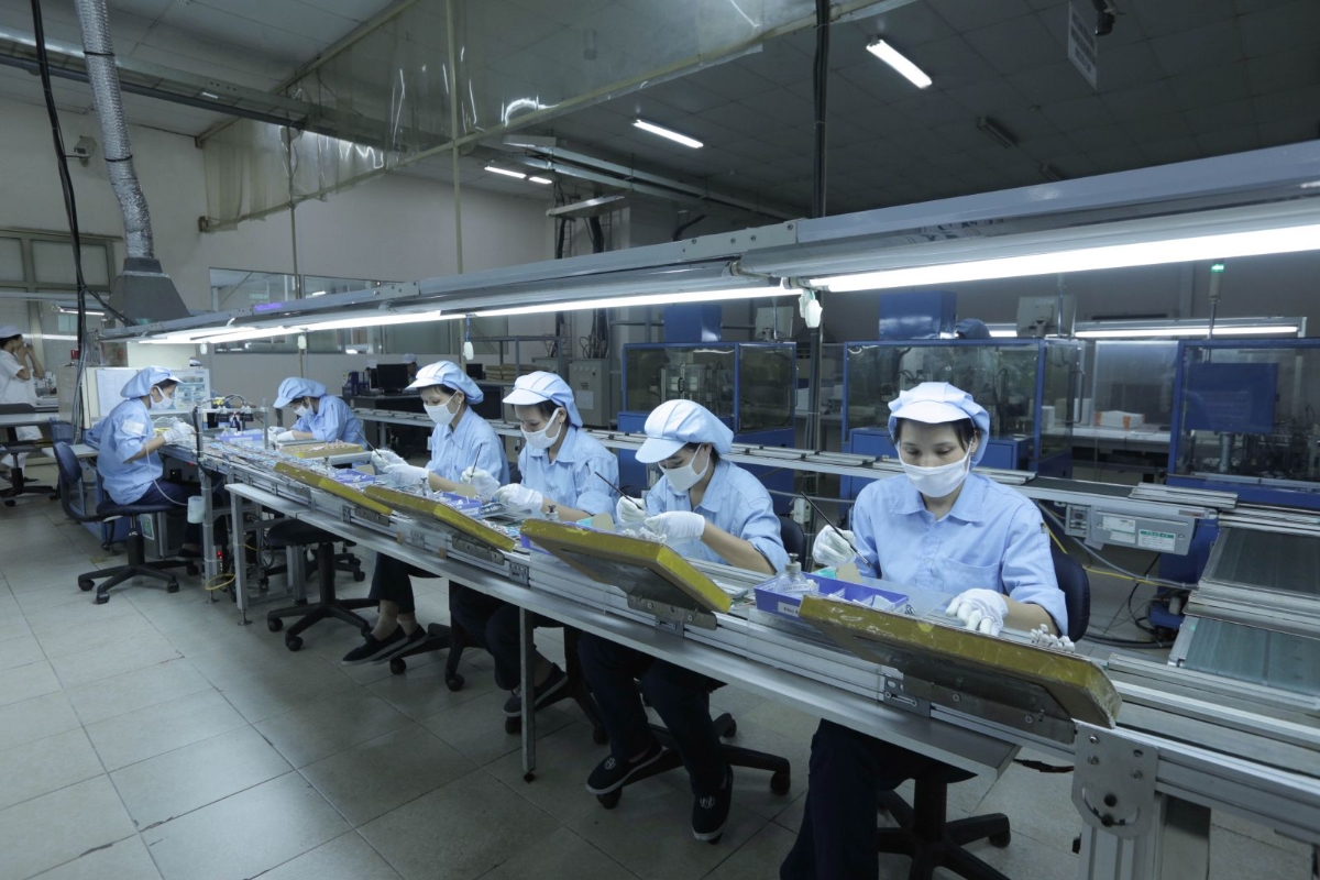 Doanh nghiệp kiến nghị có thể giữ tiêu chuẩn hiện tại nhưng có các cơ chế linh hoạt hơn cho doanh nghiệp ở những ngành đặc thù, trong những mùa vụ đặc thù. Ảnh: Hanel PT