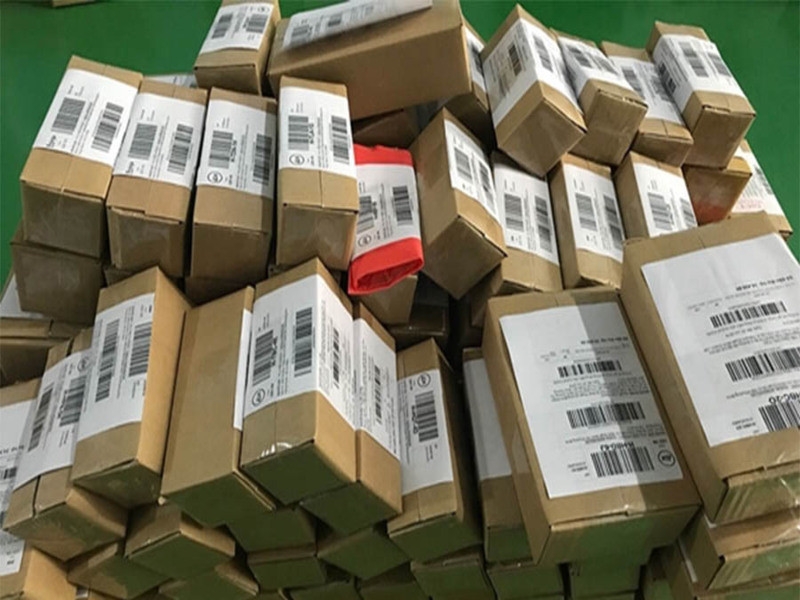 Bộ Tài chính đề xuất giảm mạnh ngưỡng miễn thuế đối với hàng hóa xuất, nhập khẩu.