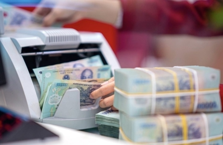 Lãi suất huy động vẫn duy trì quanh 8-9% trong ngắn hạn.