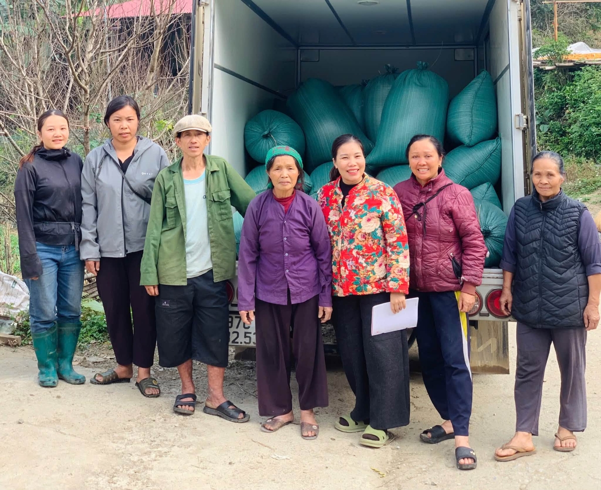 Chị Ma Thị Ninh vui mừng vì người dân, phụ nữ dân tộc thiểu số biết làm kinh tế và tự tin hơn với chính công việc của mình.
