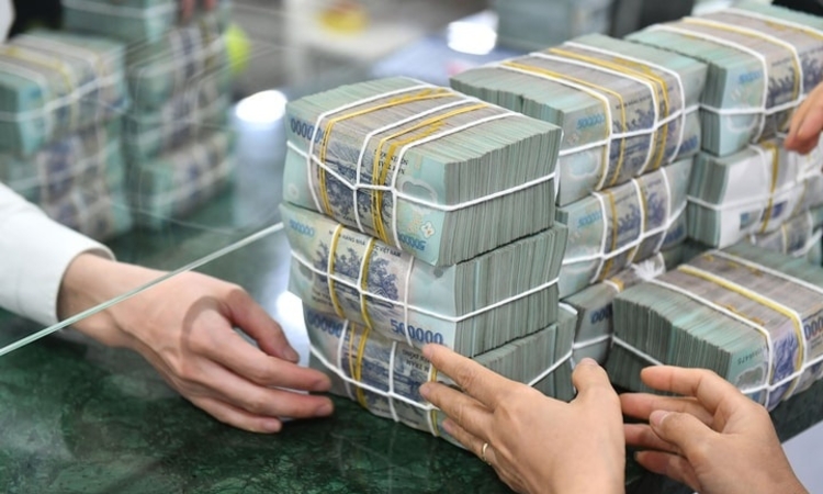 Đại dự án tăng tốc giải ngân, ngân hàng đối mặt áp lực vốn trung dài hạn