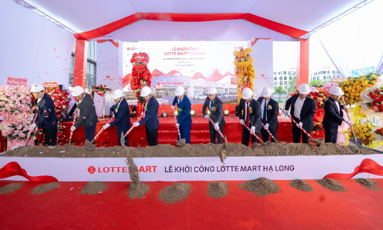 Lễ khởi công Dự án Trung tâm thương mại LOTTE MART Hạ Long vừa diễn ra vào sáng nay 16/9.