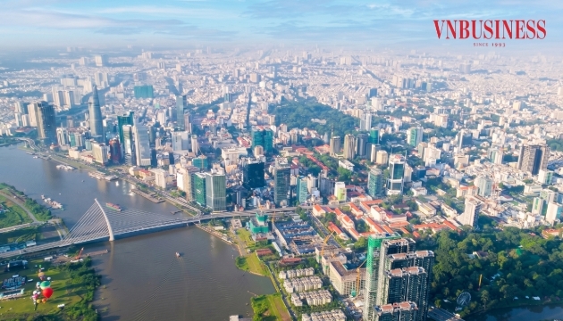 Tay to nghẹt thở thoát hàng nhà giá cao