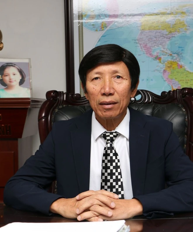 TS. Phan Hữu Thắng