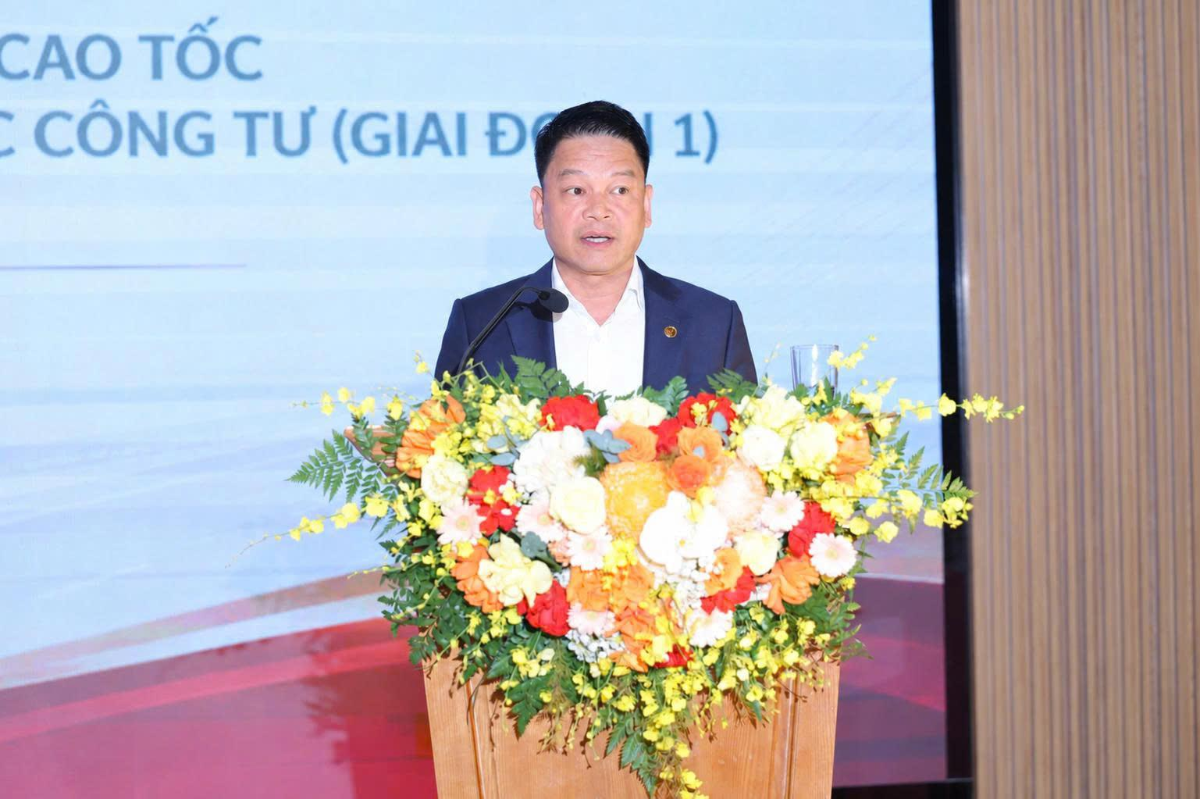 Ông Nguyễn Ngọc Nghị, Phó Tổng Giám đốc T&T Group, Chủ tịch HĐQT CTCP BOT Cao tốc Bảo Lộc – Liên Khương phát biểu tại Lễ ký kết (Nguồn: Agribank.