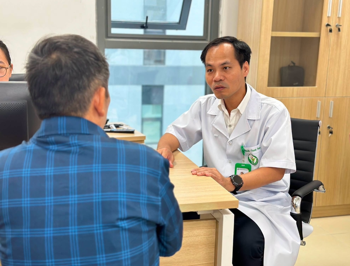 Bộ Y tế đề xuất Quỹ BHYT chi tối đa 350.000 đồng cho người trên 18 tuổi khám sức khỏe định kỳ mỗi năm.