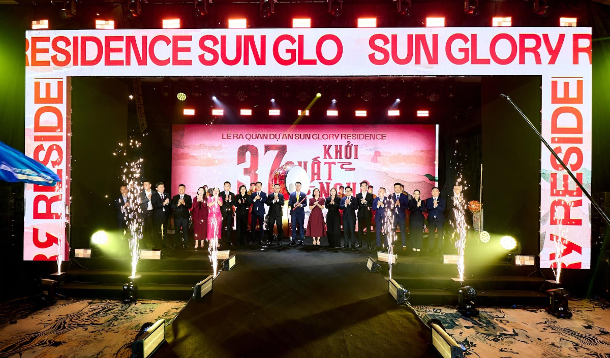 Lễ kick-off tổ hợp Sun Glory Residence gây ấn tượng với sự tham gia của gần 1.500 chuyên viên kinh doanh đến từ 17 đại lý phân phối. Ảnh: Ánh Dương.