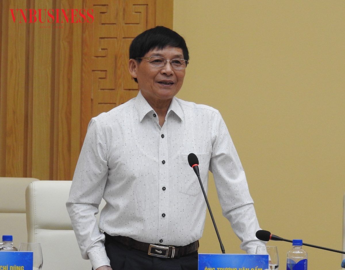 Ông Trương Văn Cẩm, Phó Chủ tịch thường trực kiêm Tổng thư ký Hiệp hội Dệt may Việt Nam (VITAS).