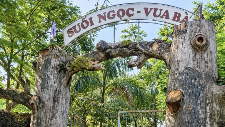 Hoạt động của HTX Suối Ngọc-Vua Bà bị "đứt đoạn" trong thời gian dài vì các quyết định yêu cầu giải thể bắt buộc, buộc chuyển đổi lên doanh nghiệp,