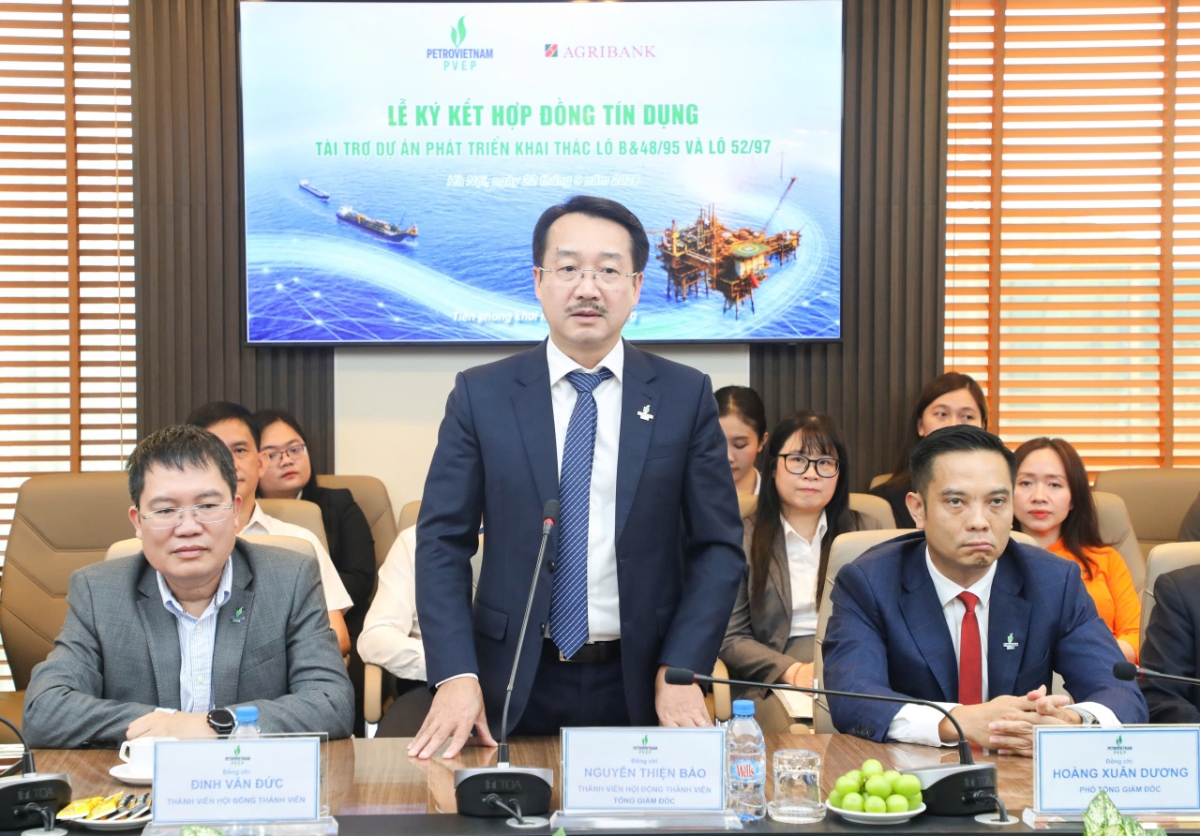 Ông Nguyễn Thiện Bảo - Thành viên Hội đồng thành viên, Tổng Giám đốc PVEP phát biểu tại Lễ ký kết.