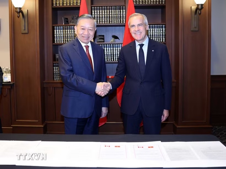 Tổng Bí thư, Chủ tịch nước Tô Lâm và Thủ tướng Canada Mark Carney. Ảnh: TTXVN