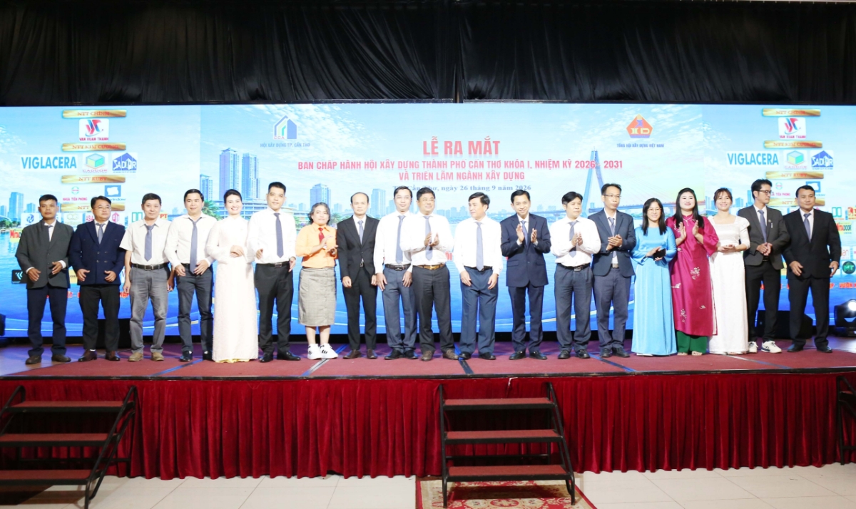 Ban chấp hành Hội Xây dựng TP. Cần Thơ lần I, nhiệm kỳ 2026-2031. (Ảnh: Trần Lân)