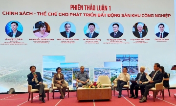 Hội thảo đã diễn ra 2 phiên thảo luận quan trọng.