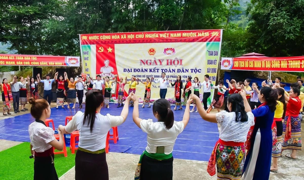 Từ sức mạnh đoàn kết trong vượt qua khó khăn sang sức mạnh đoàn kết để kiến tạo phát triển.