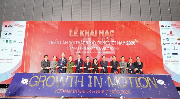 Các đại biểu thực hiện nghi thức khai mạc triển lãm (Ảnh: Ban tổ chức)