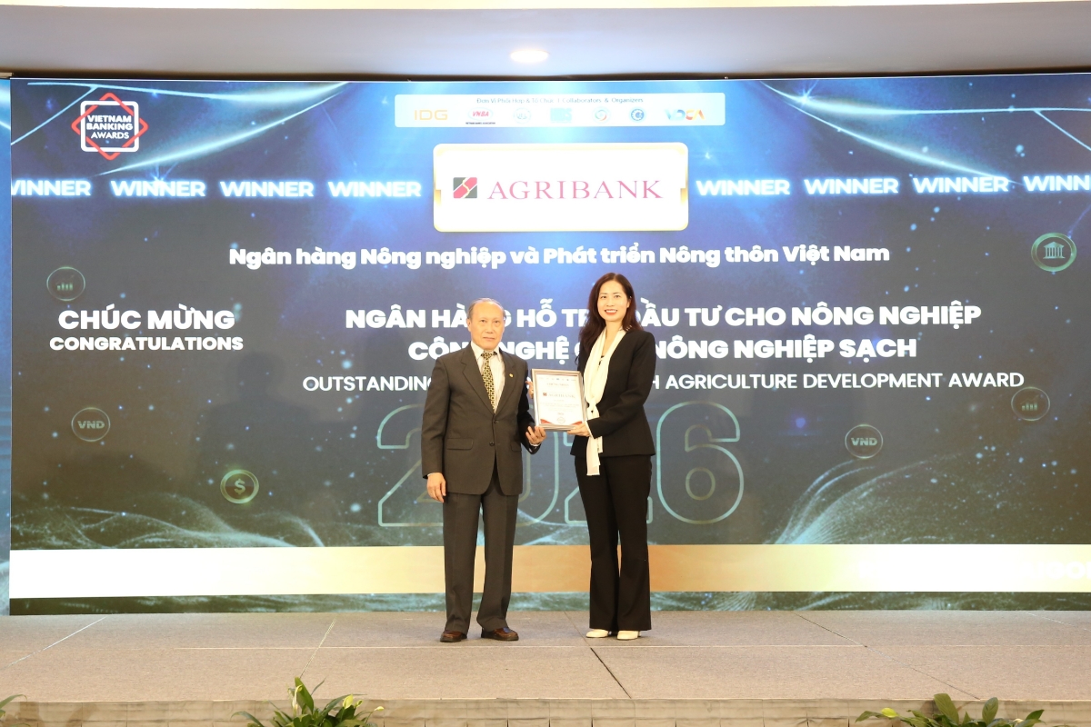Ngân hàng hỗ trợ đầu tư cho nông nghiệp công nghệ cao/nông nghiệp sạch.
