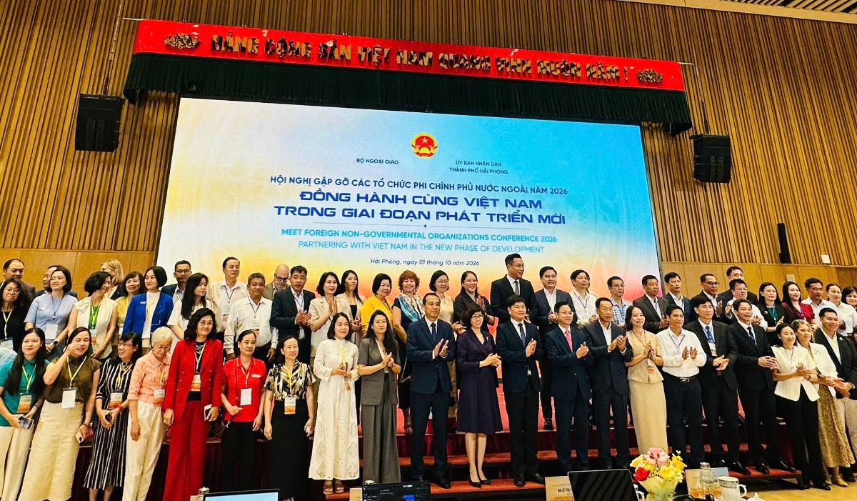 Hội nghị Gặp gỡ các tổ chức phi chính phủ nước ngoài (PCPNN) lần thứ hai, với chủ đề “Đồng hành cùng Việt Nam trong giai đoạn phát triển mới”.