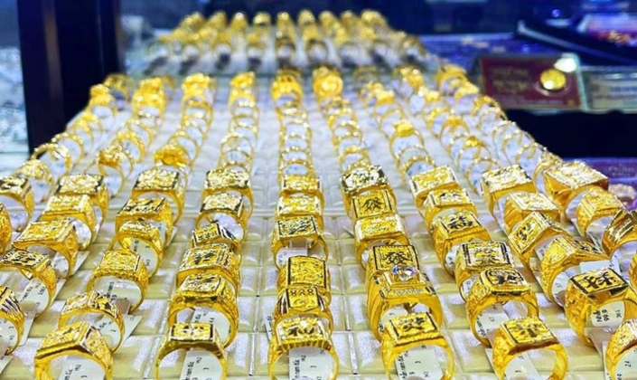 Vàng miếng giảm 200.000 đồng/lượng, vàng nhẫn biến động trái chiều