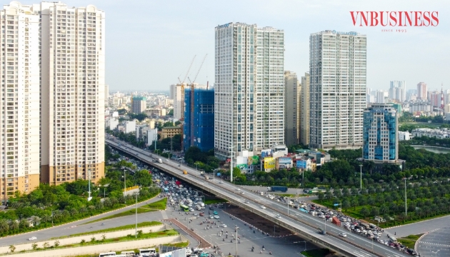 Nhà đầu tư căn hộ vùng ven chịu ‘sức ép kép’: Giá thuê giảm, cạnh tranh tăng