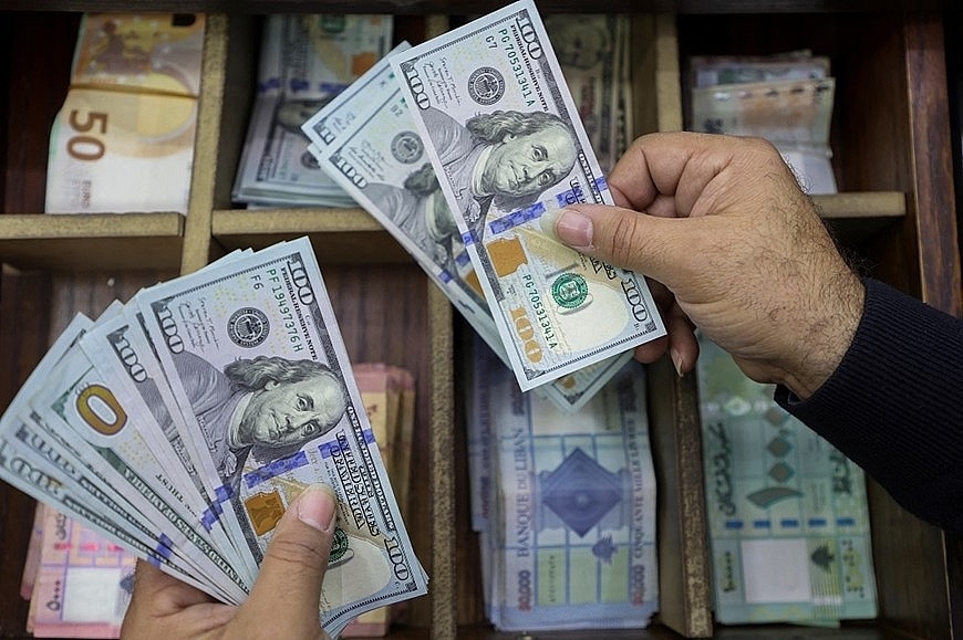 Trên thị trường tự do, USD được giao dịch quanh mức 26.040-26.140 VND/USD.
