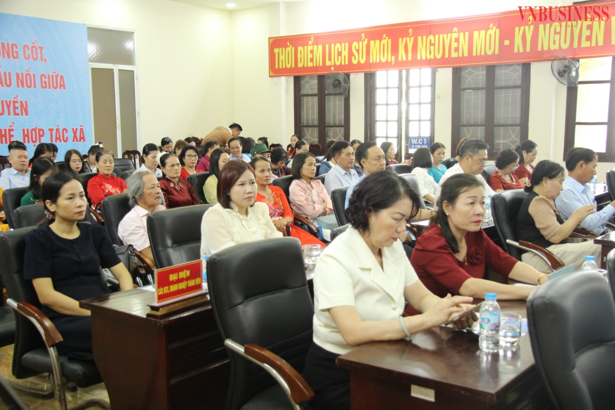 Quang cảnh hội nghị.