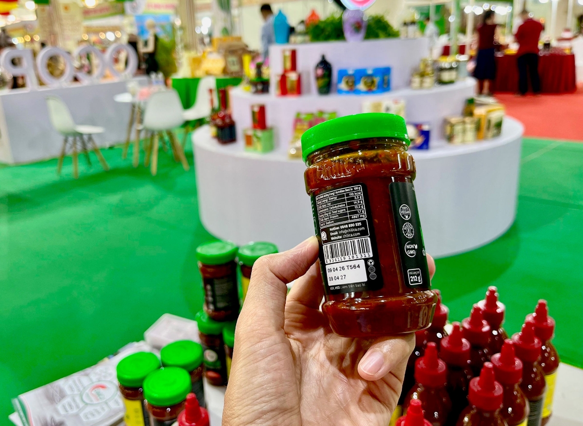 Việc tham gia hội chợ không chỉ nhằm bán hàng trong thời gian diễn ra sự kiện mà còn là cơ hội tìm kiếm đối tác, nắm bắt thị hiếu và hoàn thiện sản phẩm.