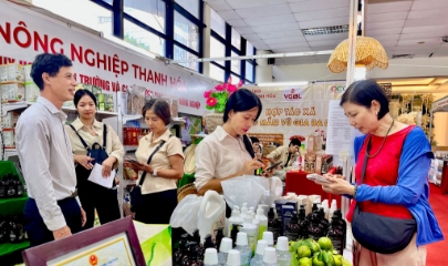 Nhiều đặc sản, sản phẩm OCOP đạt từ 3 sao trở lên được giới thiệu tại Hội chợ.