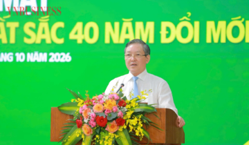 Từ nuôi tôm công nghệ cao đến mật ong bạc hà, nông dân Việt nâng giá trị nông sản