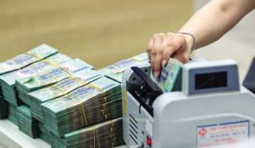 Làm sao để kéo giảm lãi suất cho vay?