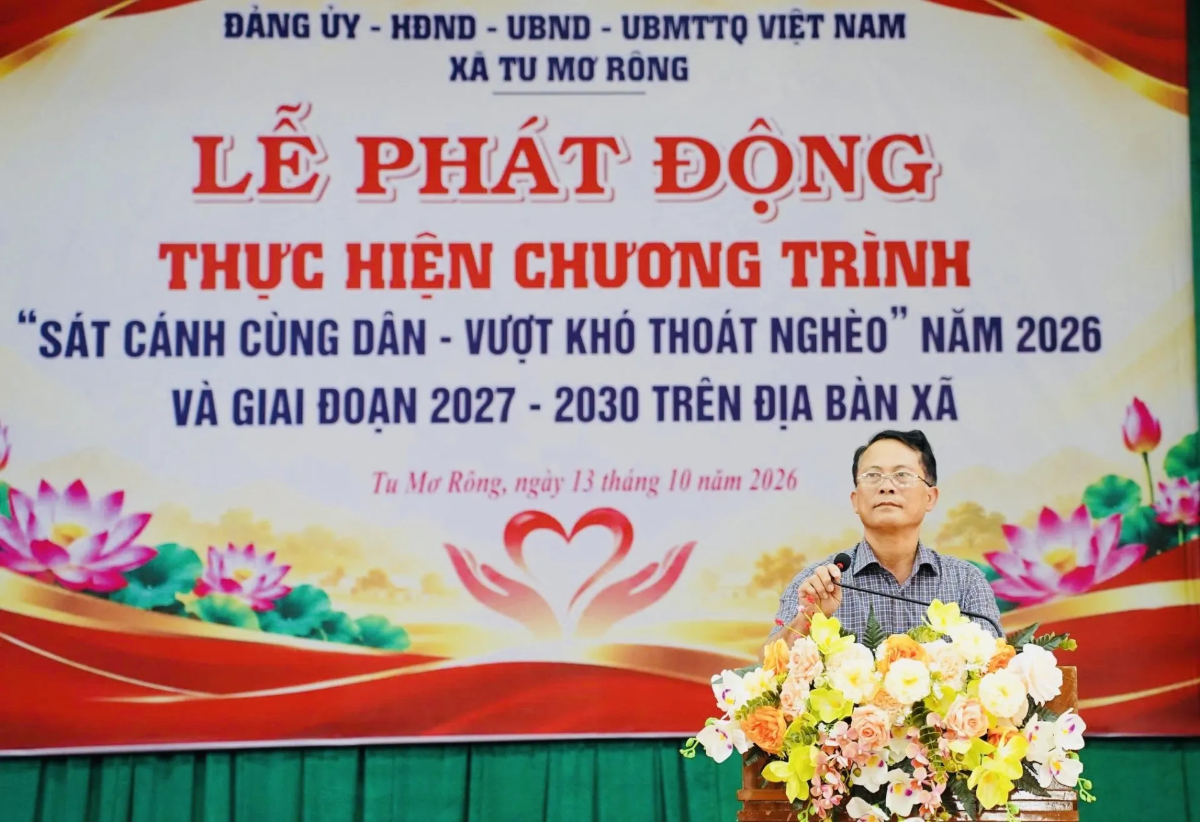 Đồng chí Bí thư Đảng ủy xã Tu Mơ Rông phát biểu tại Lễ phát động.