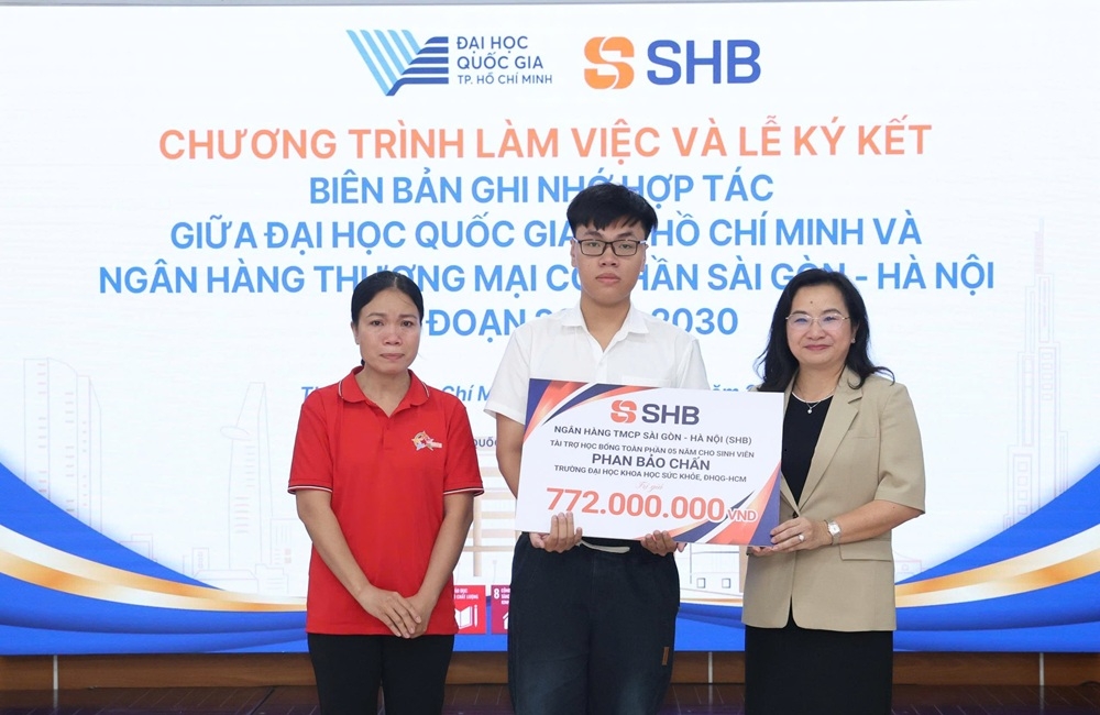 Học bổng của SHB giúp sinh viên Phan Bảo Chấn tiếp tục theo đuổi ước mơ trở thành bác sĩ.