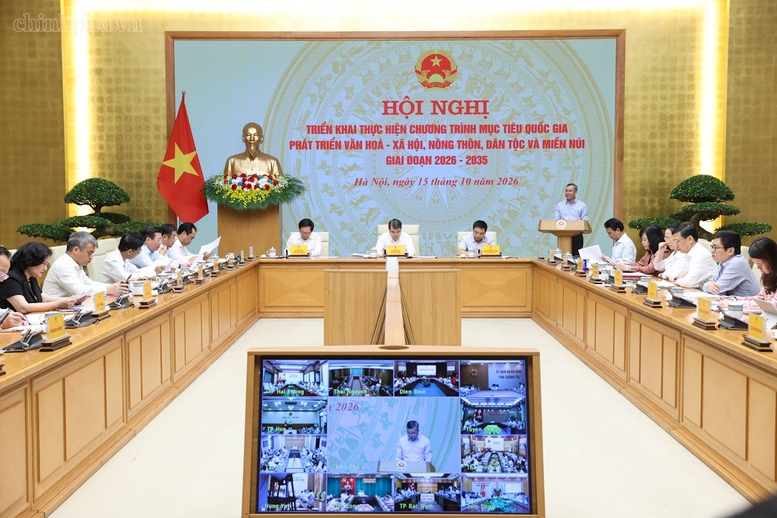 Bộ trưởng Bộ Tài chính Ngô Văn Tuấn báo cáo tại Hội nghị - Ảnh:VGP