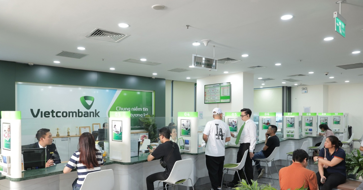 Ngân hàng Nhà nước yêu cầu hạ lãi suất tới 2%, nhà băng không tuân thủ sẽ bị cắt room tín dụng