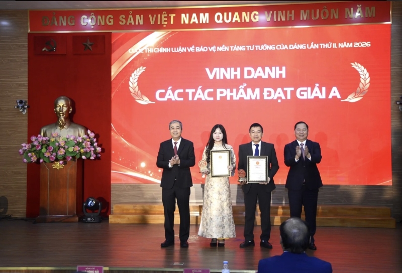 Hai giải A đề cập những vấn đề thiết thực