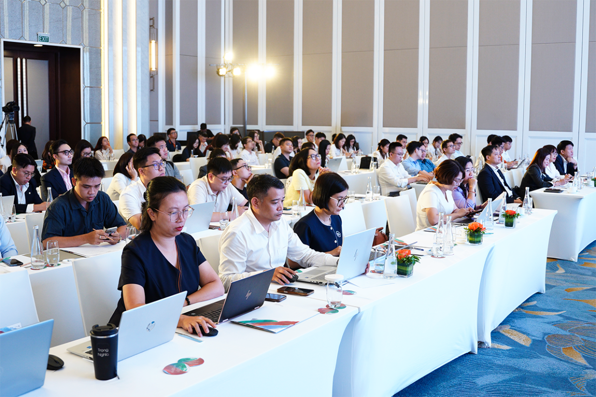 Toàn cảnh Hội nghị Nhà đầu tư SHB 2026.