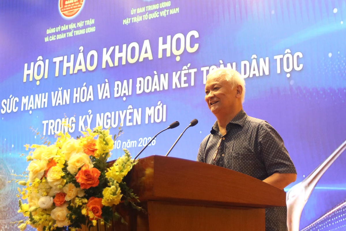 GS.TS Lê Hồng Lý, Chủ tịch Hội Văn nghệ dân gian Việt Nam. Ảnh: ĐĐK