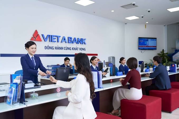 VietABank ghi nhận lợi nhuận trước thuế quý III/2026 tăng 9% nhờ hoàn nhập dự phòng rủi ro tín dụng.